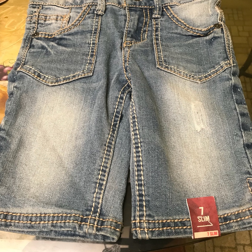 Girls size  (slim) Arizona Bermuda shorts NWT